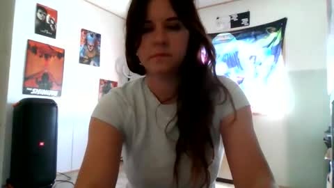 Snapshot of screamqueenp chatting on May 20, 9:43 pm PennyWise online show from May 20, 9:43 pm