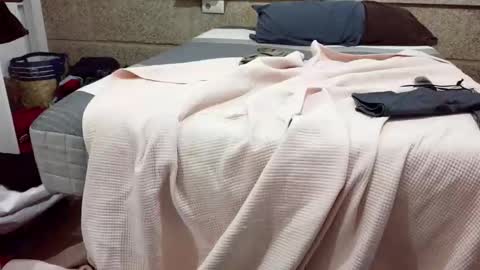 Snapshot of scubi007 chatting on October 20, 5:41 am scubi007 online show from October 20, 5:41 am