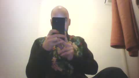 Sean online show from October 11, 6:39 pm