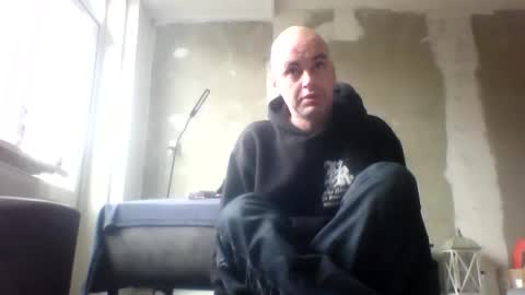 Sean online show from April 1, 11:33 am