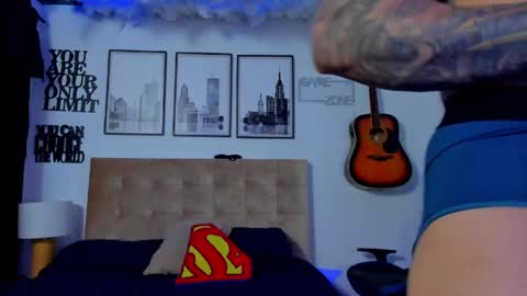 Snapshot of sean_carrera69 chatting on May 27, 8:28 pm Sean Carrera online show from May 27, 8:28 pm