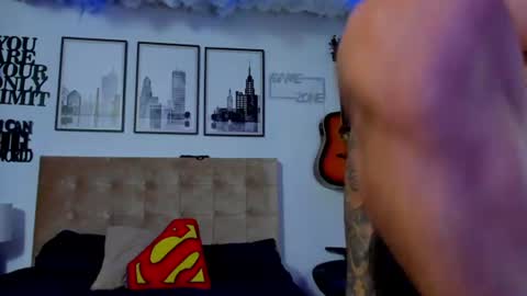 Snapshot of sean_carrera69 chatting on June 10, 11:24 pm Sean Carrera online show from June 10, 11:24 pm