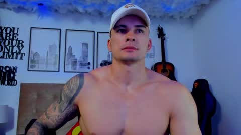 Snapshot of sean_carrera69 chatting on June 15, 5:26 pm Sean Carrera online show from June 15, 5:26 pm