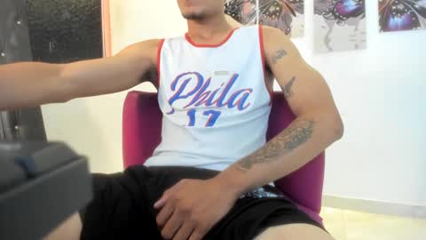 seanbigcock23 online show from October 3, 1:13 am