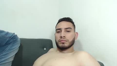 Snapshot of seank_noszka chatting on January 3, 5:10 pm seank_noszka online show from January 3, 5:10 pm