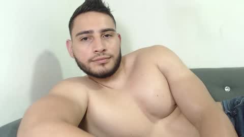 Snapshot of seank_noszka chatting on December 15, 8:13 pm seank_noszka online show from December 15, 8:13 pm