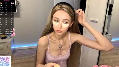 Kate online show from June 11, 7:12 pm