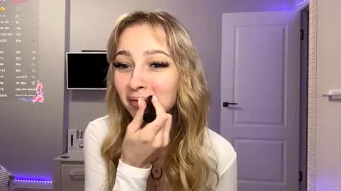 Kate online show from July 18, 7:06 pm