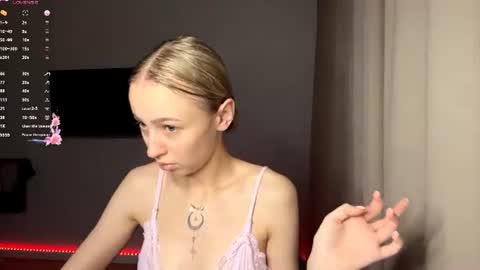 Kate online show from July 24, 7:12 pm