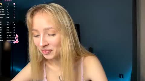 Kate online show from July 28, 8:52 pm