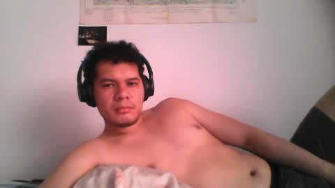 Snapshot of seb5759 chatting on May 21, 6:48 pm seb5759 online show from May 21, 6:48 pm