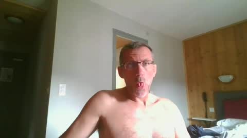 Snapshot of seb846894 chatting on June 12, 9:08 am seb846894 online show from June 12, 9:08 am