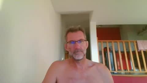 seb846894 online show from June 24, 6:40 pm
