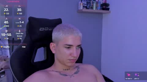 Snapshot of sebas__23 chatting on January 23, 2:12 am Sebastin online show from January 23, 2:12 am