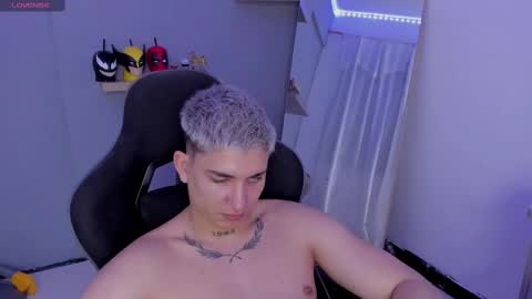 Snapshot of sebas__23 chatting on February 22, 5:46 pm Sebastin online show from February 22, 5:46 pm