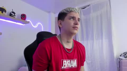 Snapshot of sebas__23 chatting on November 12, 5:52 am Sebastin online show from November 12, 5:52 am