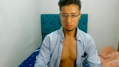 Snapshot of sebas_baby chatting on June 11, 4:21 am SEBASTIAN online show from June 11, 4:21 am