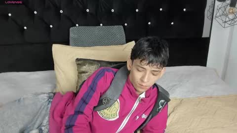 Snapshot of sebas_cat chatting on May 4, 1:12 am Sebastian Alvarez online show from May 4, 1:12 am