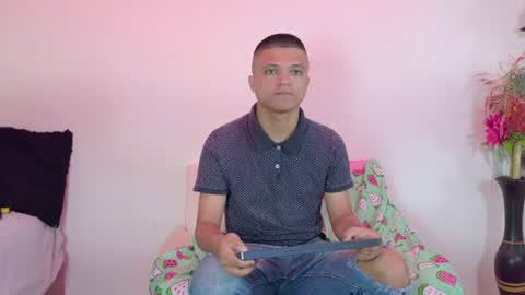 Snapshot of sebas_n_aly chatting on July 10, 3:33 am ely online show from July 10, 3:33 am