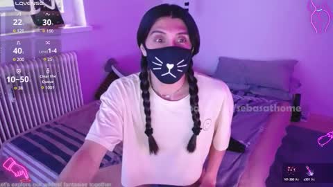 Nip online show from February 10, 2:05 pm