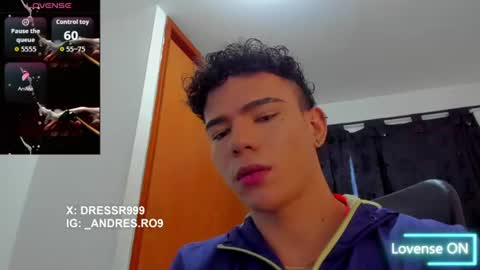 Snapshot of sebascuterouss chatting on July 7, 12:31 pm sebas 3 online show from July 7, 12:31 pm