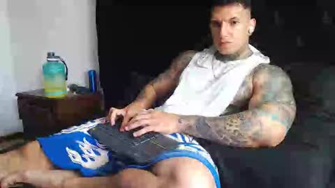 Sebastian online show from March 4, 8:59 pm