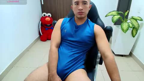 juan  sebastian online show from October 10, 5:01 pm