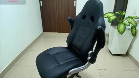 juan  sebastian online show from November 12, 4:07 pm