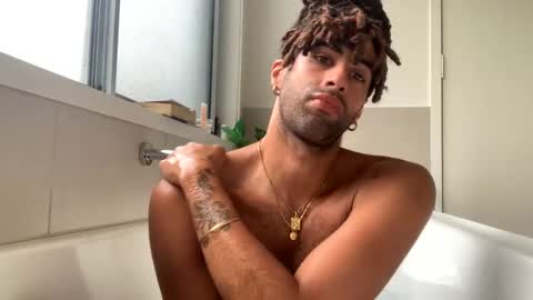 Snapshot of sebastianalll chatting on January 2, 6:29 am sebastianalll online show from January 2, 6:29 am