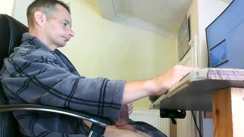 Snapshot of sebastianspalding450 chatting on June 15, 9:00 am sebastianspalding450 online show from June 15, 9:00 am