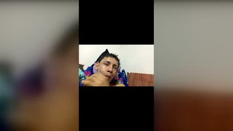 sebastinn200142396 online show from April 16, 3:18 am