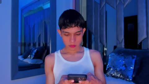 Sebastian online show from June 6, 8:35 pm