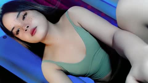 kwen online show from December 18, 6:03 pm