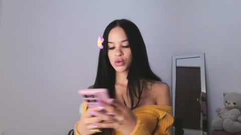 Snapshot of secret_greisy chatting on August 2, 10:30 pm Greisy online show from August 2, 10:30 pm