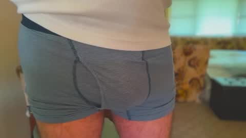 secret_neighbor_ online show from April 26, 1:53 pm