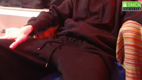 Snapshot of secret_phil chatting on November 27, 7:05 pm maybe Phil online show from November 27, 7:05 pm