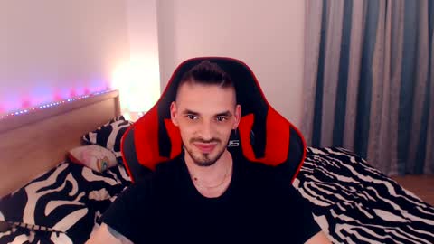 Snapshot of secret_sir chatting on January 8, 3:19 am Dean Carter online show from January 8, 3:19 am