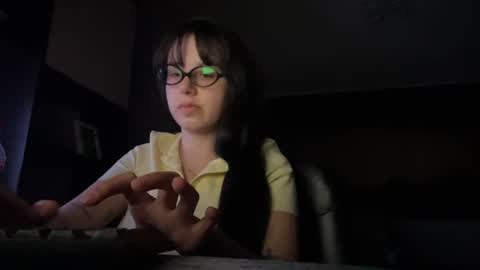 Snapshot of secret_vanilla_ chatting on June 18, 8:13 pm secret_vanilla_ online show from June 18, 8:13 pm