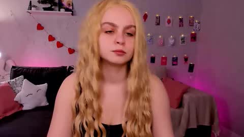 Vivien online show from March 6, 9:17 am