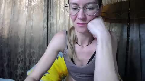 Snapshot of secretcandy222 chatting on February 21, 11:01 am secretcandy222 online show from February 21, 11:01 am