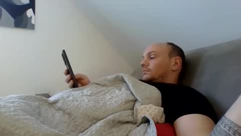 Simon online show from February 3, 1:30 pm