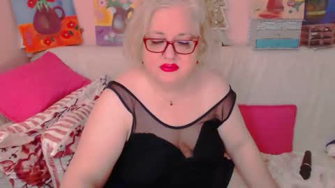 Snapshot of secretloverbbw chatting on May 22, 7:30 pm Alice online show from May 22, 7:30 pm