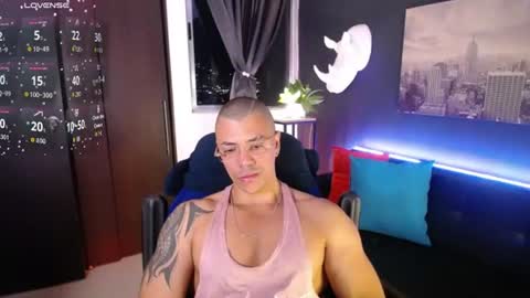 Snapshot of seddy_ chatting on August 2, 8:35 am sed online show from August 2, 8:35 am