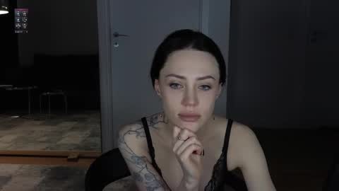 Sara online show from February 26, 9:36 pm