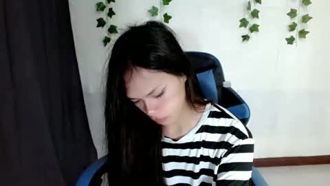 seducive_allea online show from November 3, 12:02 am