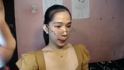 Snapshot of seductive_abia chatting on March 21, 3:55 am JUST CALL ME ABIA online show from March 21, 3:55 am