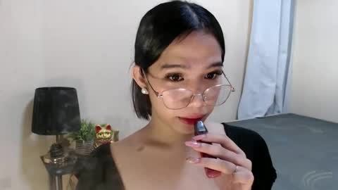 Snapshot of seductive_abia chatting on May 27, 5:48 am JUST CALL ME ABIA online show from May 27, 5:48 am