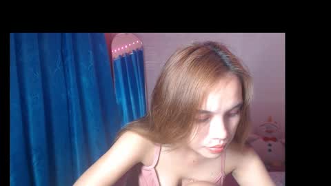 Snapshot of seductive_chailyn chatting on December 19, 3:41 pm just call me baby online show from December 19, 3:41 pm