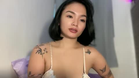 Mariaxxx online show from April 18, 7:45 am