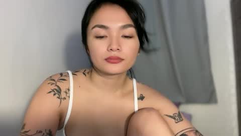 Mariaxxx online show from April 20, 9:45 am